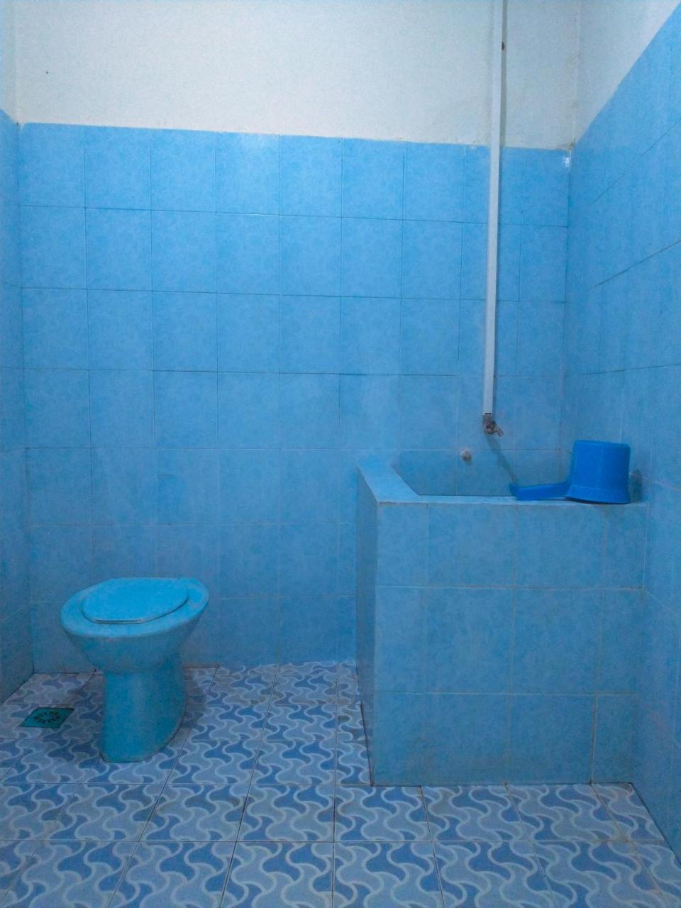 Catur Adi Putra Hotel Denpasar Habitación foto